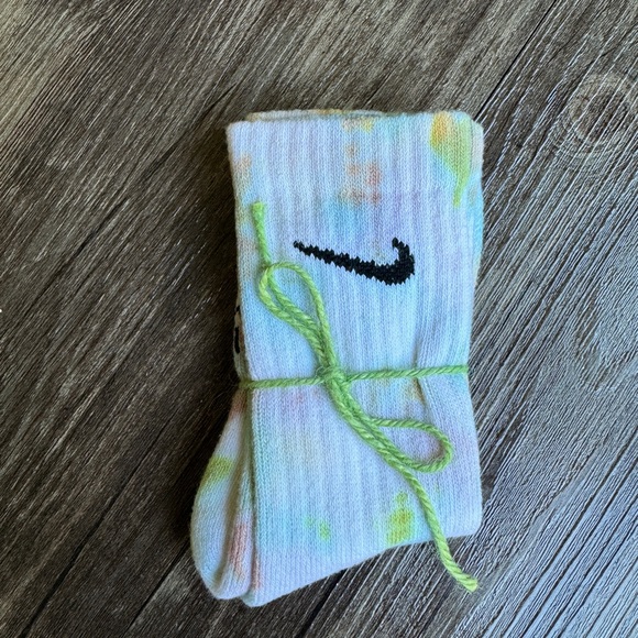 NWT But did you dye, tie dye Nike socks - Picture 3 of 3